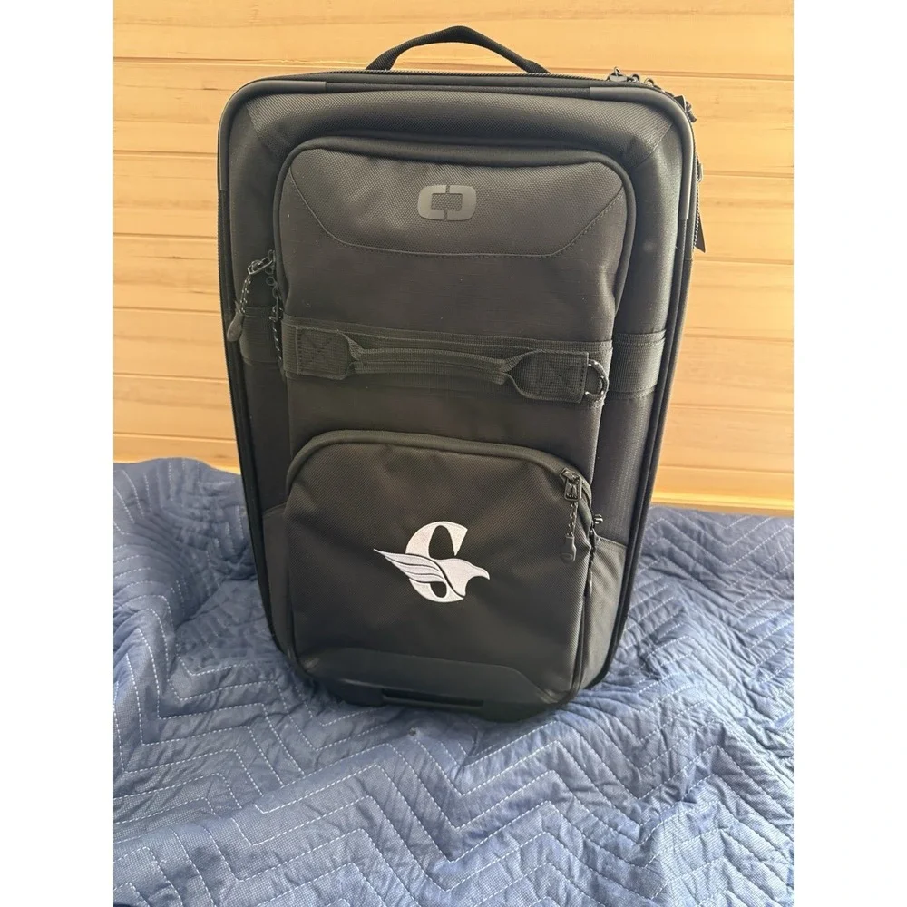 Ogio Alpha Layover Wheeled Rolling Travel Bag Suitcase/Luggage - 5924048OG -